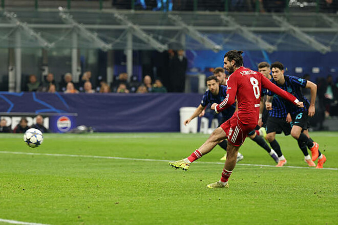 Турнірна таблиця Ліги чемпіонів. Дві команди гарантували собі плей-оф