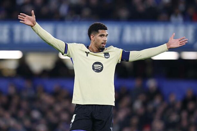 Не выдержал ментально. У защитника Барселоны возникли проблемы