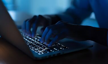 Житель Великобритании получил крупный штраф за подпольные ставки