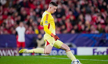 Сухой матч Трубина, 76 минут Судакова. Бенфика победила Наполи в ЛЧ