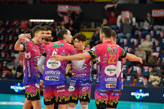 Перуджа Плотницкого с камбэком обыграла клуб игрока сборной Украины в ЛЧ