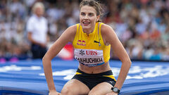 ФОТО. Легенда України. Магучіх отримала нагороду від Зеленського