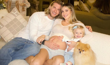 ФОТО. Найсексуальніша журналістка оголосила про нову вагітність