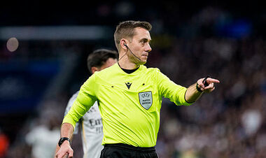 Клеман Тюрпен снова назначил пенальти в матче ЛЧ. Он рекордсмен турнира