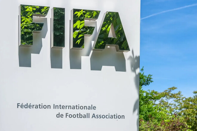 Девять украинских клубов получили трансферный бан от ФИФА