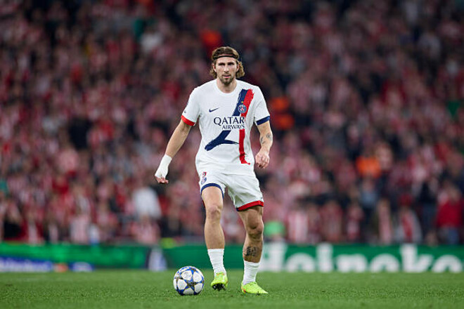 Во Франции оценили игру Забарного в матче Лиги чемпионов против Атлетика