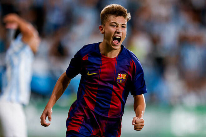 ВИДЕО. Феерия на поле. Украинский вундеркинд помог Барсе разгромить Интер