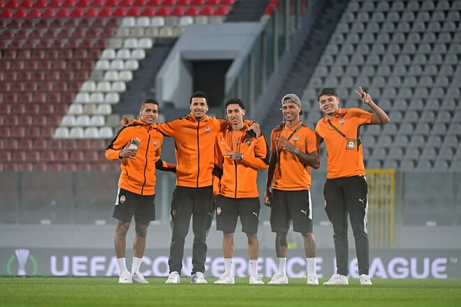 ВІДЕО. Шахтар прибув на стадіон на гру ЛК проти Хамрун Спартанс