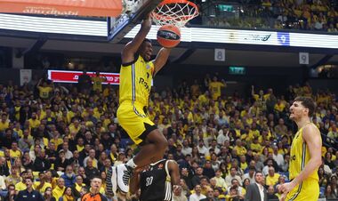 Евролига: Маккаби вернулся домой, Милан закидал трехочковыми Панатинаикос