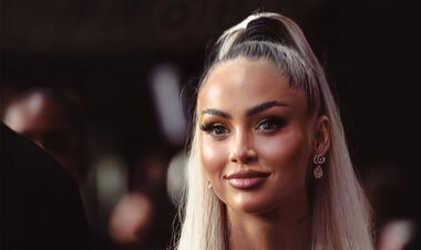 ФОТО. Найкрасивіша футболістка світу вразила своєю появою