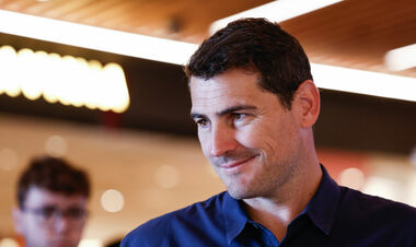 Легендарний екс-воротар Реала став амбасадором азартного бренду