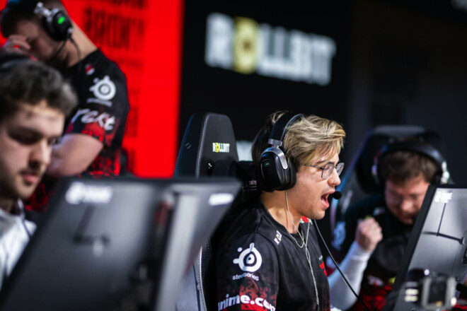 FaZe – MOUZ. Budapest Major. Чвертьфінал. Дивитись онлайн. LIVE трансляція