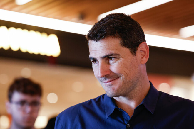 Легендарный экс-вратарь Реала стал амбассадором азартного бренда