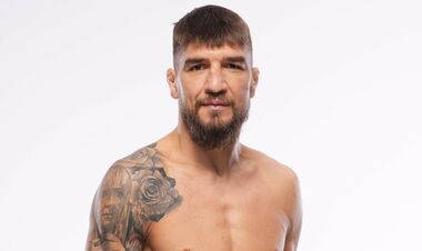 Амосов и Магни взвесились и провели дуэль перед поединком в Лас-Вегасе