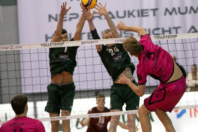 Молодежная команда Эпицентра обыграла Полесье на старте 4-го тура Суперлиги