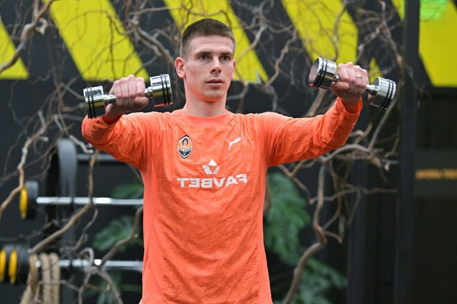 ФОТО. Шахтер вернулся в Украину и провел восстановительное занятие