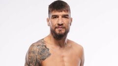 Амосов и Магни взвесились и провели дуэль перед поединком в Лас-Вегасе