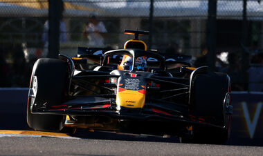 ВИДЕО. Маневр года. Ферстаппен получил награду за лучший обгон 2025