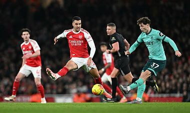 Настоящий триллер в АПЛ. Автогол на 90+4 решил судьбу матча Арсенала