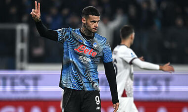 Аталанта вирвала перемогу у матчі проти Кальярі завдяки дублю Скамакки