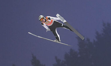 Прыжки с трамплина. Победный хет-трик Превца, возвращение Крафта