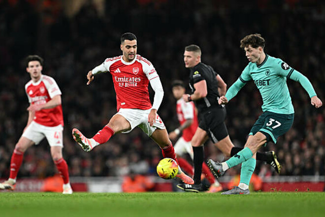 Настоящий триллер в АПЛ. Автогол на 90+4 решил судьбу матча Арсенала