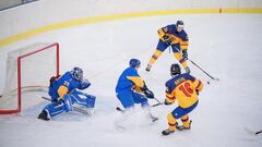 9 шайб и овертайм. Сборная Украины сыграла с Румынией