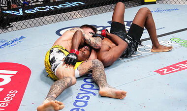 Яскравий дебют Амосова. Результати і відео найкращих моментів UFC Лас-Вегас