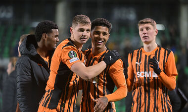 ЛНЗ, Шахтар, Полісся, Динамо. Турнірна таблиця УПЛ перед зимовою паузою