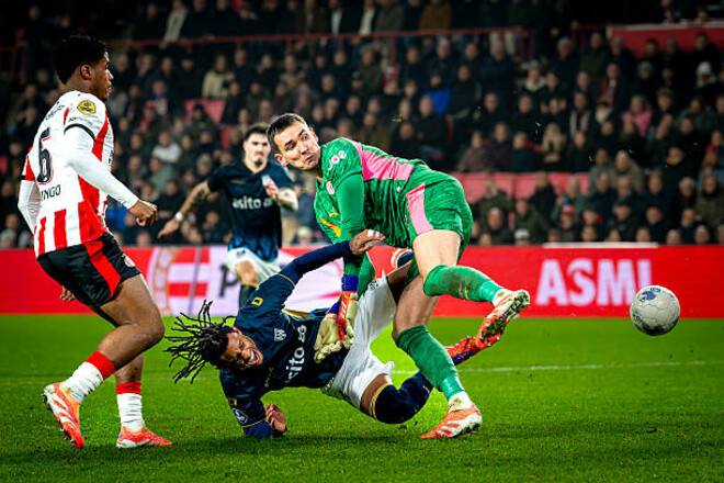 ПСВ перестрелял Хераклес в зрелищном противостоянии на семь голов