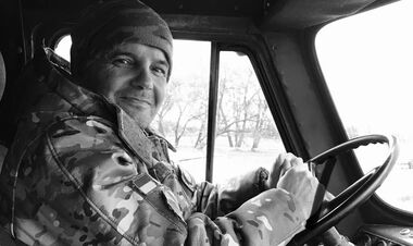 Схилимо голови. Футболіст і керівник клубу з Одещини загинув на Донеччині