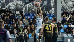 Днепр разгромил Чайку-ВМСУ и вышел в четвертьфинал Кубка Украины