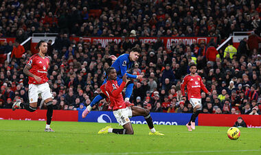 ВИДЕО. Вишни перевернули игру. Борнмут дважды забил МЮ и вышел вперед