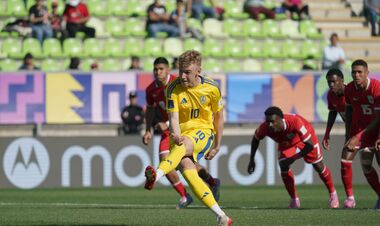 ВІДЕО. Швидкий гол України U-20. Синчук забив пенальті на старті матчу