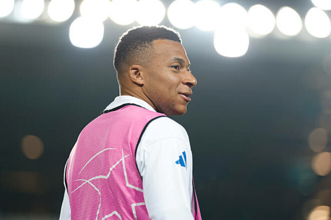 Мбаппе не зіграє проти Кайрата в Лізі чемпіонів через рішення Хабі Алонсо