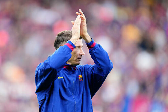 Один з найкращих клубів в історії може безкоштовно підписати Левандовськи