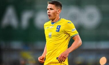 Известный украинский форвард не хочет возвращаться на родину