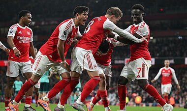 Каноніри та два переслідувачі. Як виглядає турнірна таблиця АПЛ