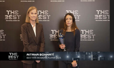 ФОТО. Определена лучшая футболистка 2025 года по версии ФИФА