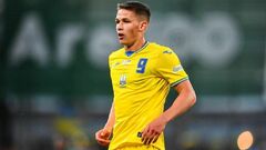 Известный украинский форвард не хочет возвращаться на родину