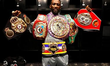 ОФИЦИАЛЬНО. Лучший боксер мира завершил карьеру. Им восхищался Усик