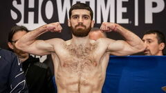 Відомий український боксер: «Не бачу шансів для нього. Його зметуть»