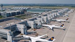 Семак влип. Шеф тимощука из зенита был задержан в аэропорту Мюнхена