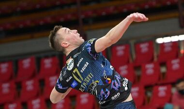 У затяжному тай-брейку. Перуджа Плотницького здобула другу перемогу на КЧС