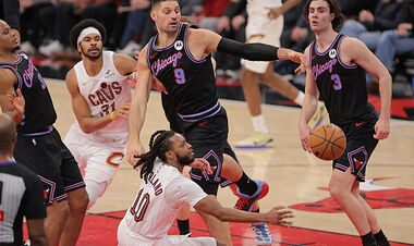 NBA. Мемфис вырвал победу над Миннесотой, Чикаго разбил Кливленд