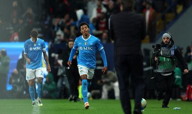 ВИДЕО. Наполи выиграл первый тайм у Милана в полуфинале Суперкубка Италии