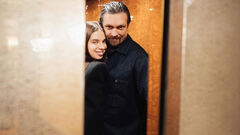 ФОТО. Жена Усика показала романтичный фотосет с мужем. Красота