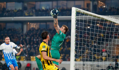 Украинский вратарь в матче ЛК едва не «съел арбитра живьем», обматерив его