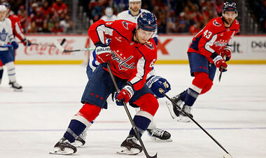 НХЛ. Победы Вашингтона и Эдмонтона, проблемы Питтсбурга и Торонто