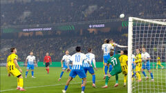 Университатя и украинцы не вышли в плей-офф ЛК из-за пропущенного на 90+14